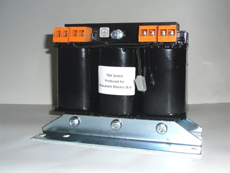 Автотрансформатор 400/230 В; 11 кВА MT-11-60